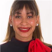 Soy una chica super amable y me gusta enseñar y ayudar a los niños